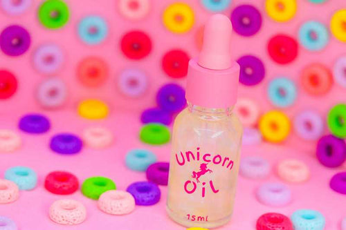 Fruit Loops scented nail oil with pink dropper style bottle in 15ml size. With a variety of sizes from the Unicorn Lab Range