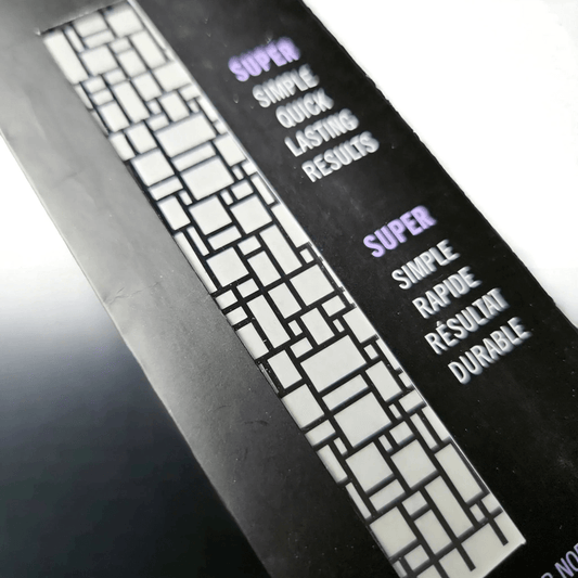 Nail Hug Mondrianic Strip - Unicorn Lab