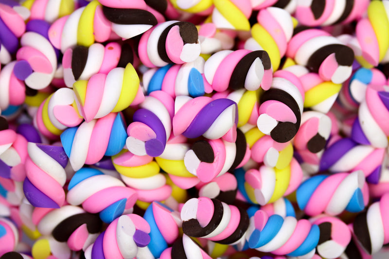 3D SHORT TWIST charm x 8