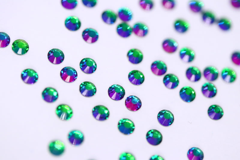 Green Volcano SS10 (Unicorn Lab Rhinestones)