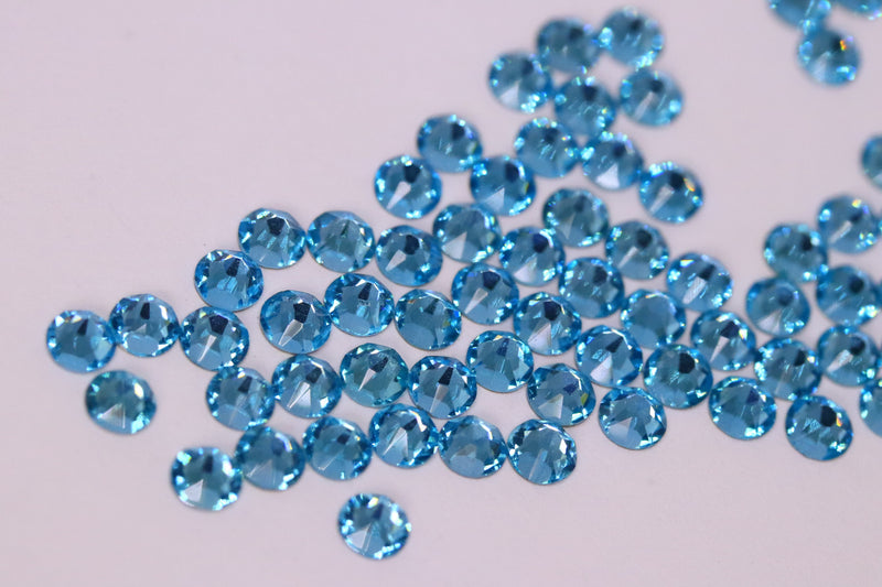 Aquamarine SS16 (Unicorn Lab Rhinestones)