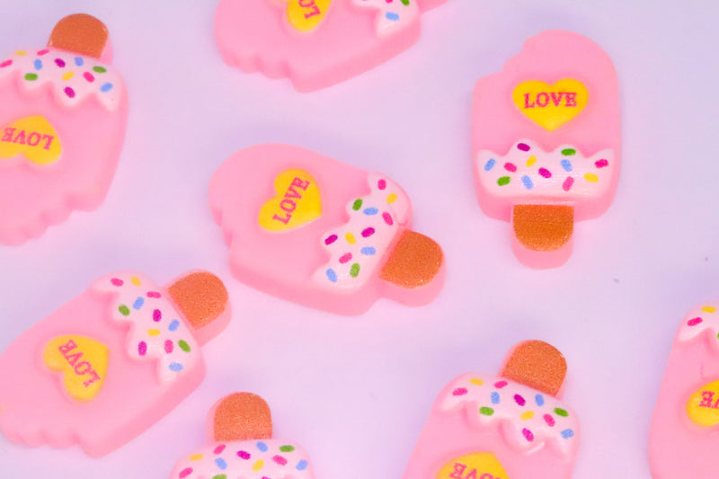 LOVE ICE CREAM charm x8