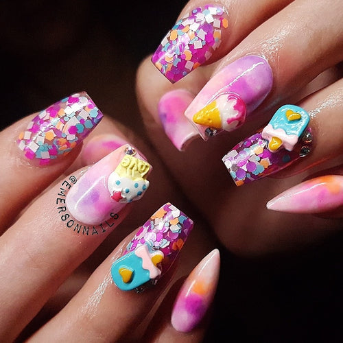 Nail service - Emerson Crystals