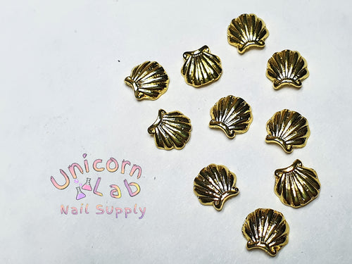 Gold shell curved charms x 10 pcs - Emerson Crystals